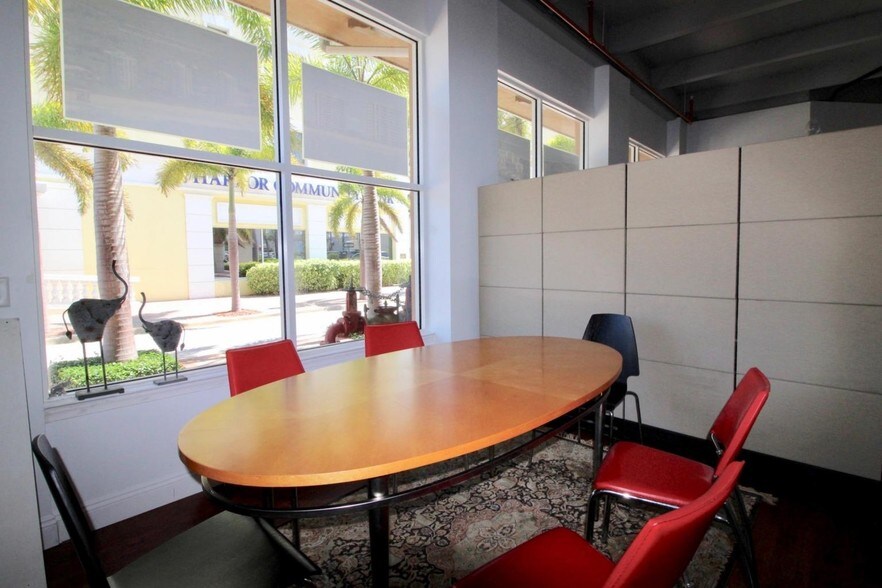 More Photos Of 120-140 S Indian River Dr, Fort Pierce Coworking Space