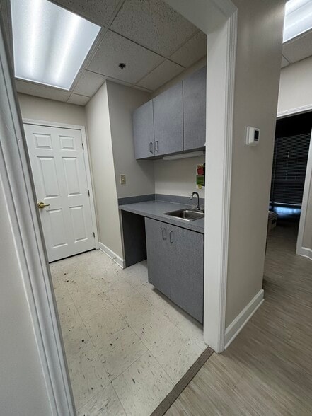 More Photos Of 2100 Alafaya Trl, Oviedo Office For Lease