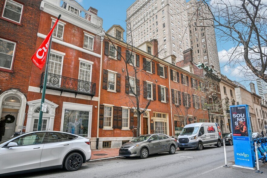 More Photos Of 1710-1712 Locust St, Philadelphia Office Residential For Sale