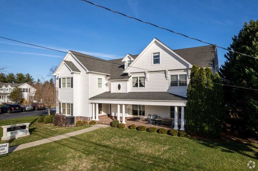 More Photos Of 107 Tindall Rd, Middletown Office For Lease