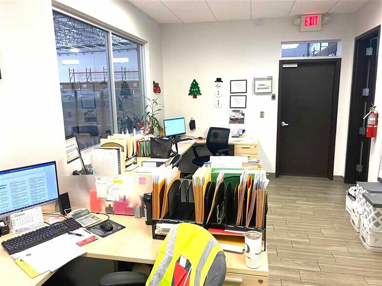 More Photos Of 405 Logistics, Laredo Industrial For Lease