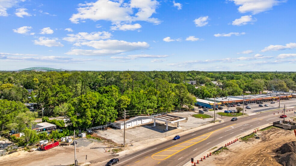 More Photos Of 3511 Emerson St, Jacksonville Land For Lease