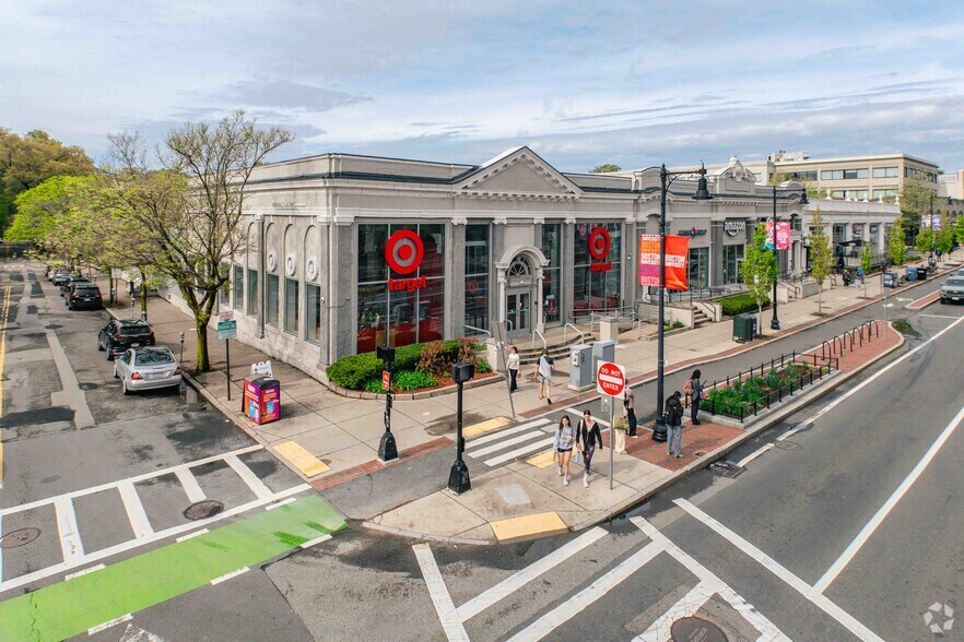 Primary Photo Of 860-872 Commonwealth Ave, Boston Storefront Retail Office For Lease