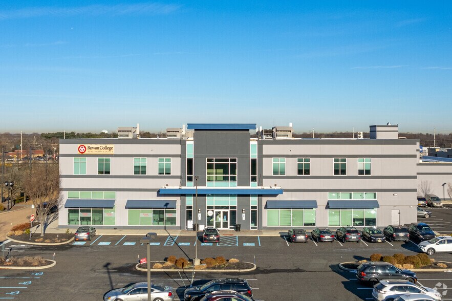 More Photos Of 200 Campbell Dr, Willingboro Office For Lease