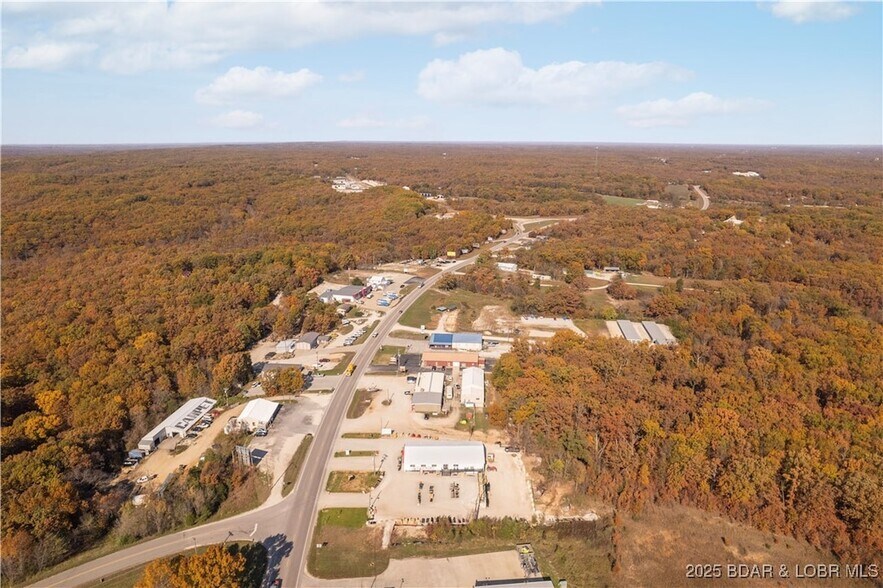 More Photos Of 706 N Main St, Gravois Mills General Retail For Sale