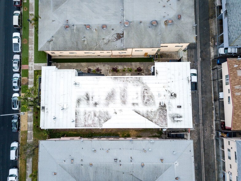 More Photos Of 3849 Stevely Ave, Los Angeles Apartments For Sale