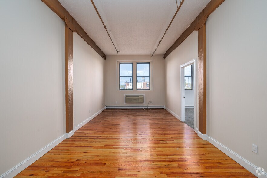 More Photos Of 617 Hiawatha Blvd E, Syracuse Apartments For Lease