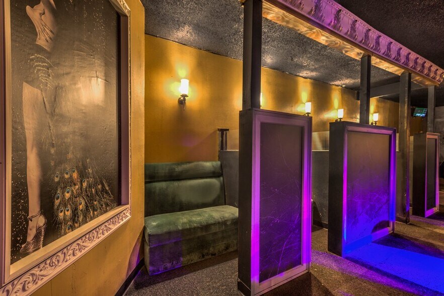 More Photos Of 311 E Flamingo Rd, Las Vegas Freestanding For Sale