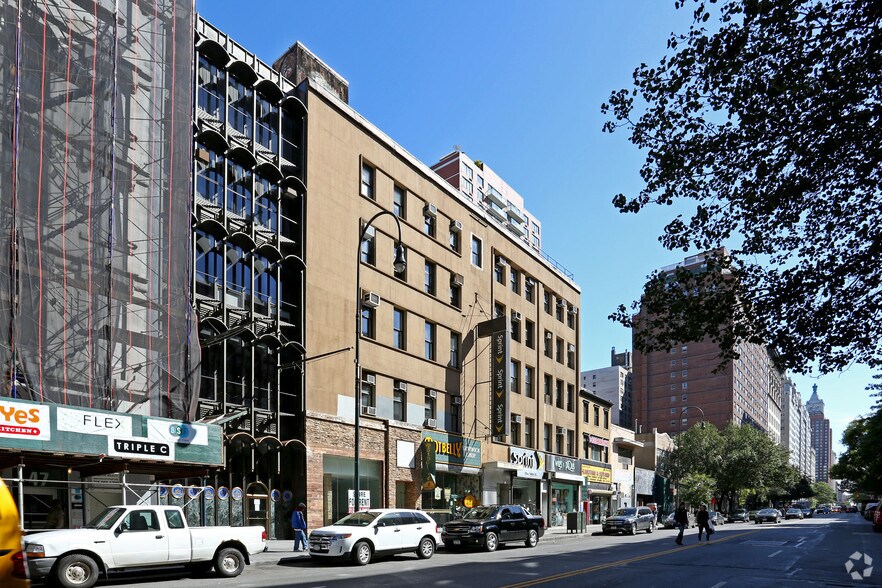 More Photos Of 39 W 14th St, New York Office For Lease