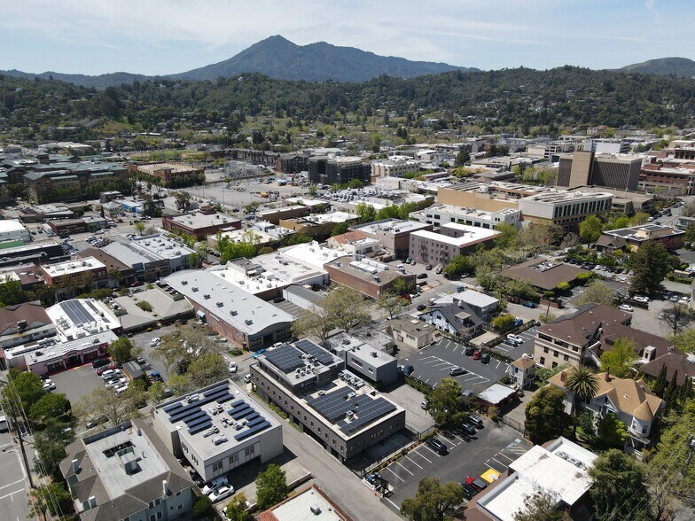 More Photos Of 818 5th Ave, San Rafael Office For Lease