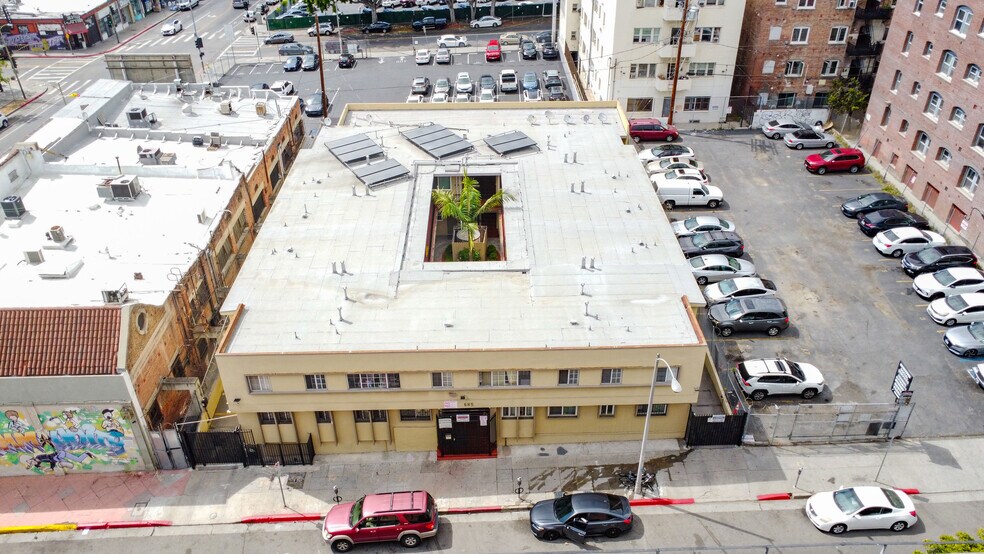 More Photos Of 685 S Coronado St, Los Angeles Apartments For Sale