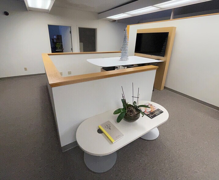 More Photos Of 2424 American Ln, Madison Office For Lease