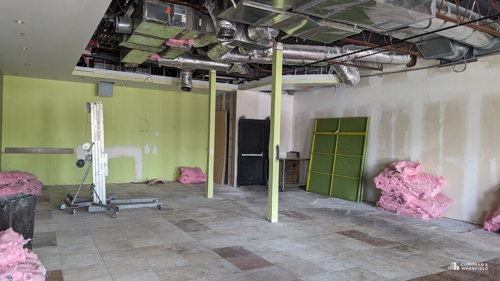 More Photos Of 13950 E Mississippi Ave, Aurora Storefront Retail Office For Lease