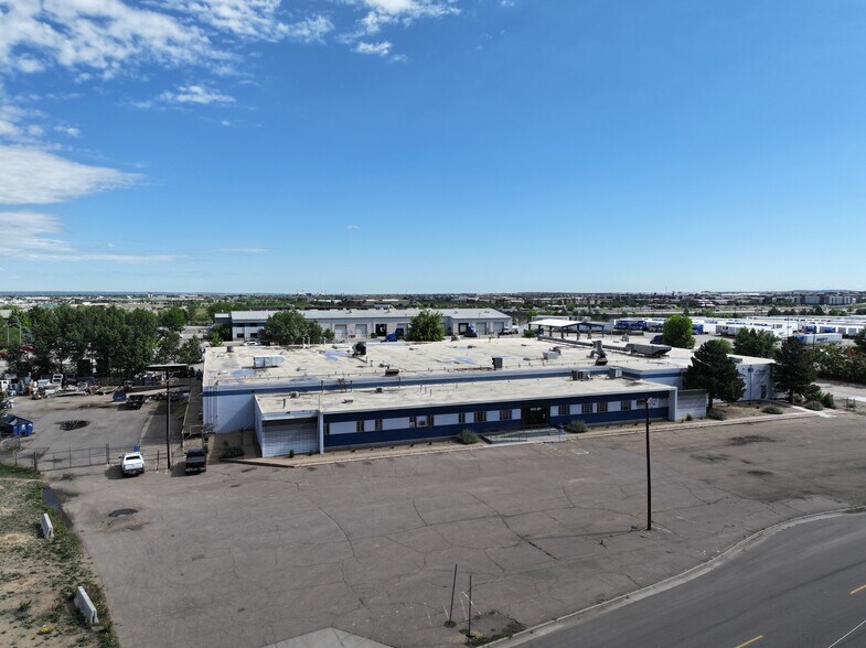 More Photos Of 7777-7801 E 40th Ave, Denver Warehouse For Sale
