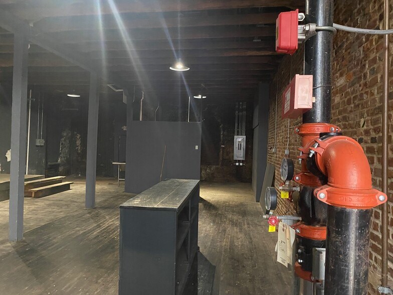 More Photos Of 613-615 Jefferson St, Natchez Restaurant For Sale