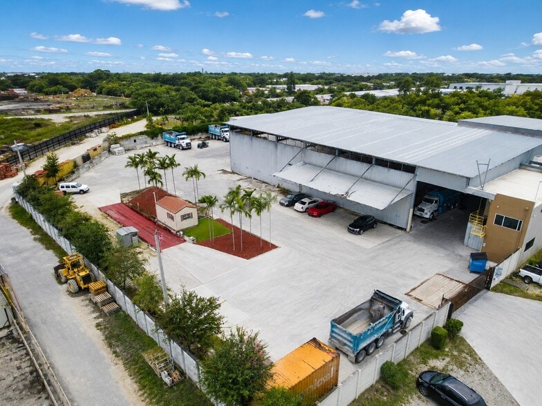 More Photos Of 8600 NW 36th Ave, Miami Manufacturing For Lease