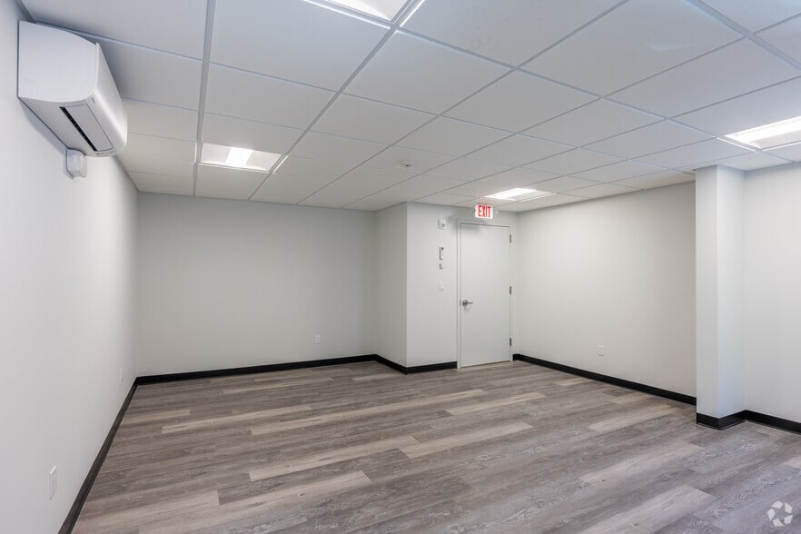 More Photos Of 29 Bank St, Stamford Office For Lease