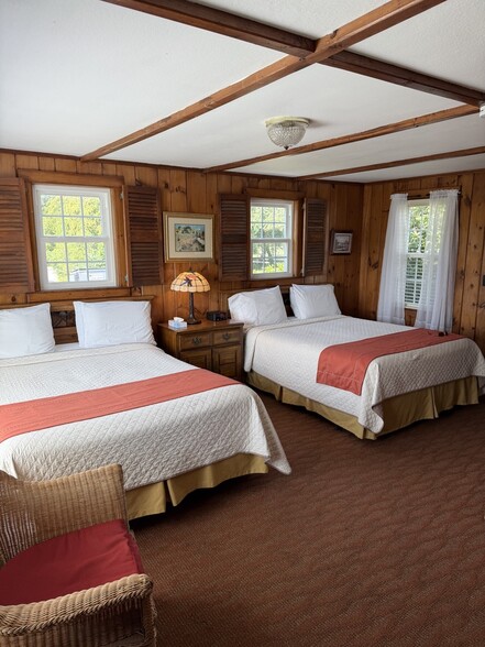 More Photos Of 578 Route 6A, East Sandwich Hotel For Sale