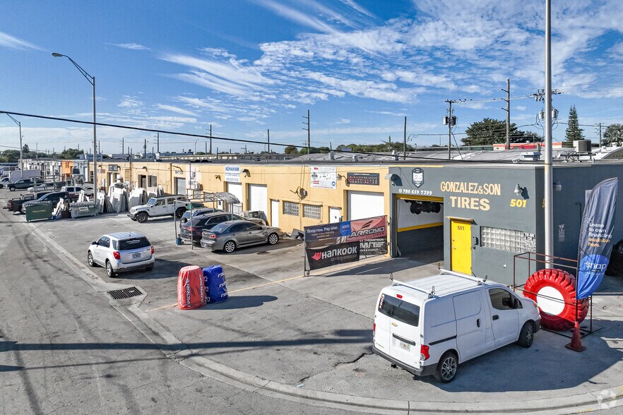 Primary Photo Of 653 W 27th St, Hialeah Unknown For Lease