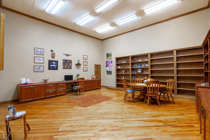 More Photos Of 106 W Columbia St, San Augustine Storefront Retail Office For Sale