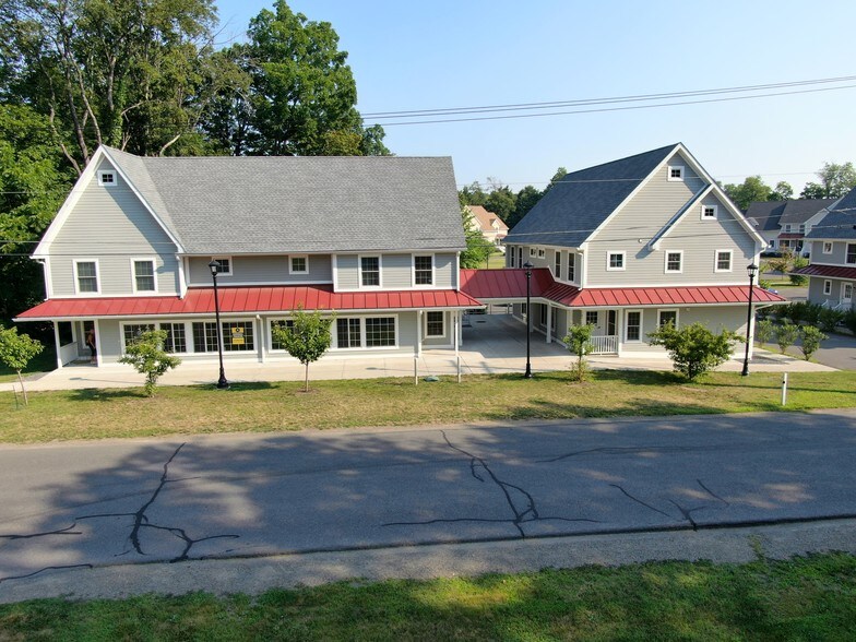 2733 Firehouse Ln, Red Hook, NY 12571 Apartments For Sale