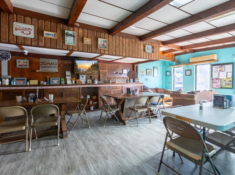 More Photos Of 107 N Main St, Elmwood Storefront Retail Residential For Sale