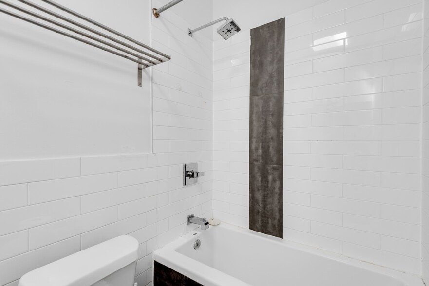 More Photos Of 886 Franklin Ave, Brooklyn Apartments For Sale