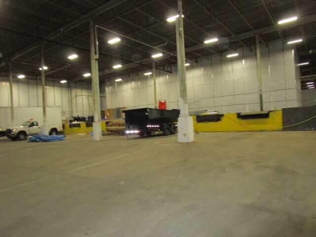 More Photos Of 554 S Center St, Adrian Industrial For Lease