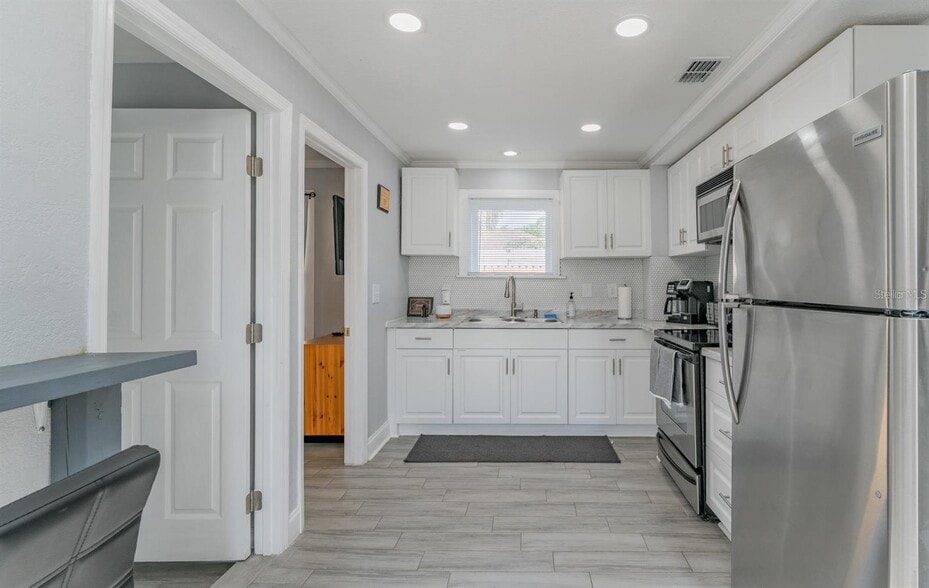 More Photos Of 1668 28th Ave N, Saint Petersburg Multifamily For Sale