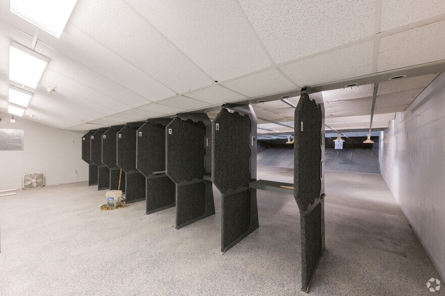 More Photos Of 1212 N Boulder Hwy, Henderson General Retail For Sale