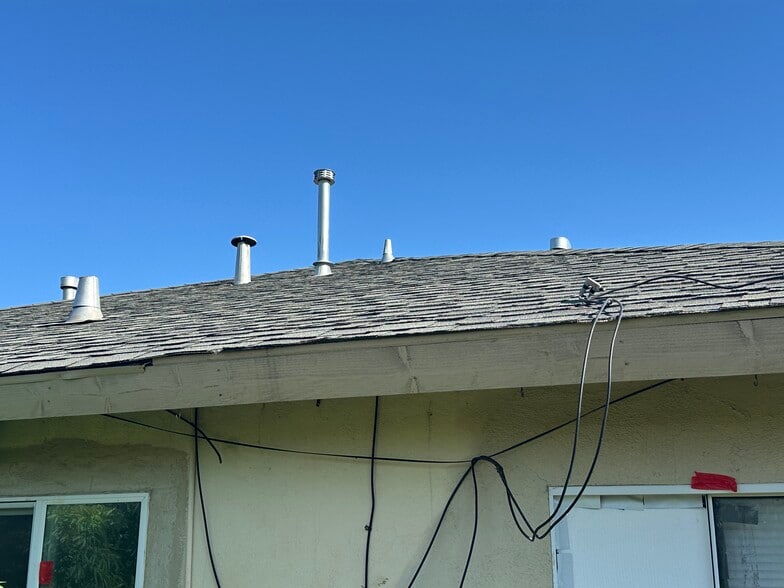 More Photos Of 3620 Elkhorn Blvd, North Highlands Dormitory For Sale