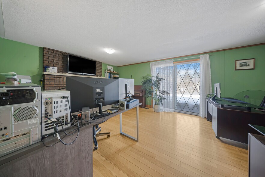 More Photos Of 4871 Wellington Road 29, Guelph Warehouse For Sale