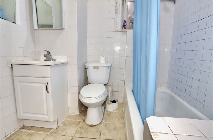 More Photos Of 2606 Central Ave, Union City Apartments For Sale