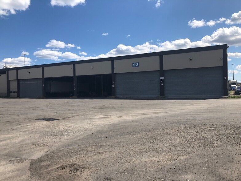 More Photos Of 2200 Islington Ave, Toronto Distribution For Lease