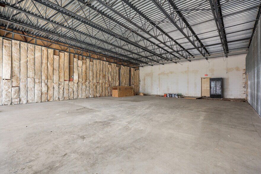 More Photos Of 5735 Bayport Blvd, Seabrook Unknown For Lease