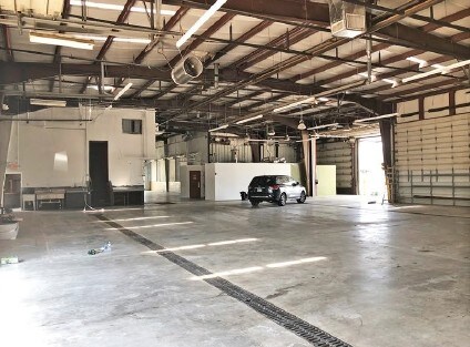 More Photos Of 419 E Robinson Ave, Springdale Manufacturing For Lease