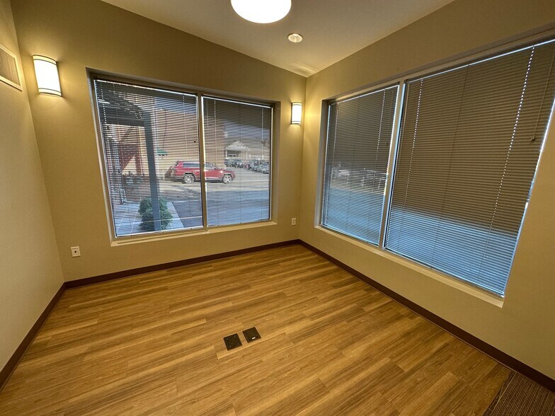 More Photos Of 43 Church St S, Concord Office For Lease