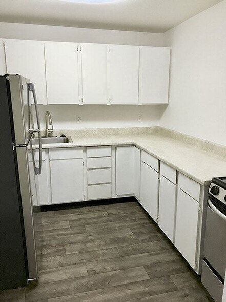 More Photos Of 701-711 E Pike St, Seattle Apartments For Sale