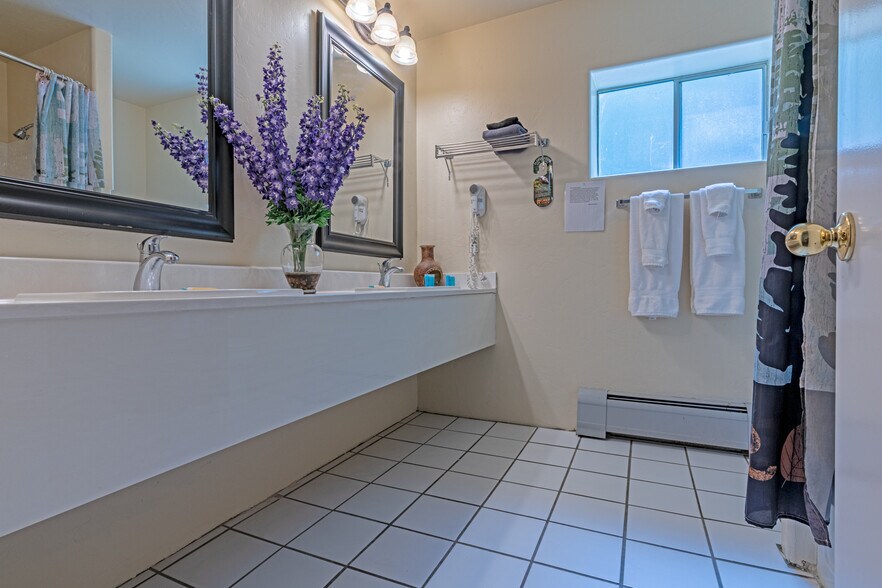 More Photos Of 1 Main St, Greer Hotel For Sale