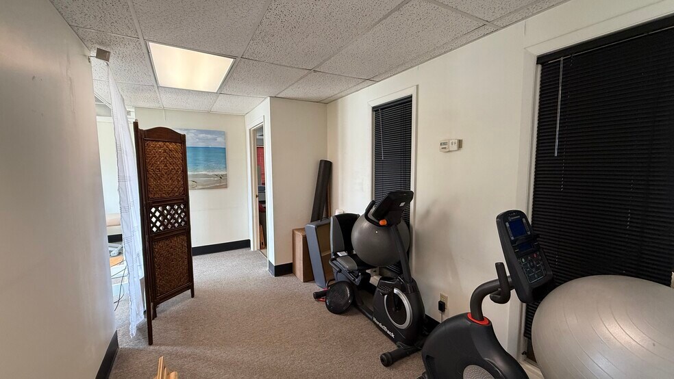 More Photos Of 3042 Berkmar Dr, Charlottesville Office For Lease