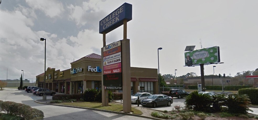 More Photos Of 3151 College Dr, Baton Rouge Unknown For Lease