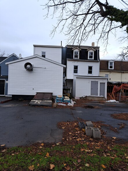 More Photos Of 22 W Front St, Florence Freestanding For Sale