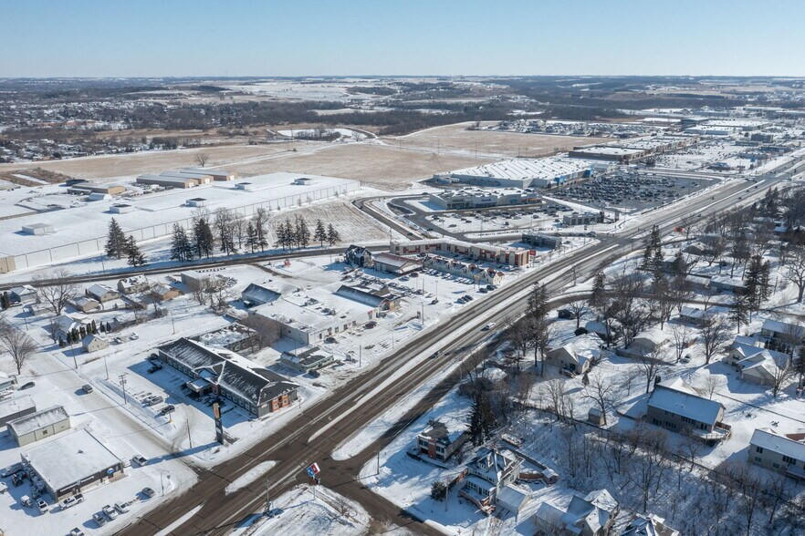 More Photos Of 2109 S Broadway, Rochester Office For Sale