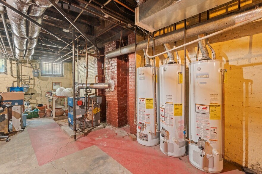 More Photos Of 1728 Bolton St, Baltimore Apartments For Sale