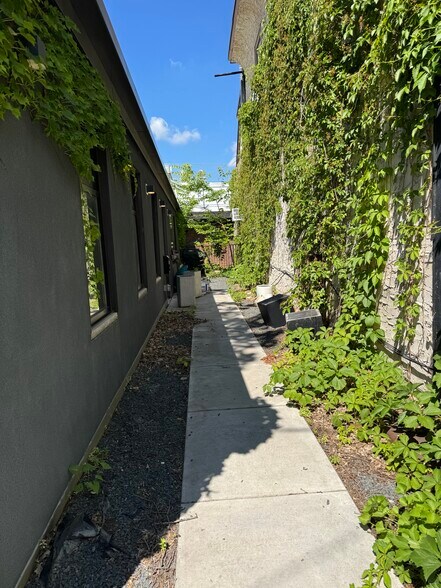 More Photos Of 4406 Beard Ave S, Minneapolis Coworking Space
