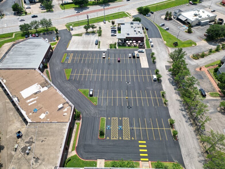 More Photos Of 3320 Troup Hwy, Tyler Unknown For Lease