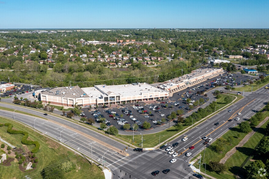 More Photos Of 4101 Tates Creek Centre Dr, Lexington General Retail For Lease