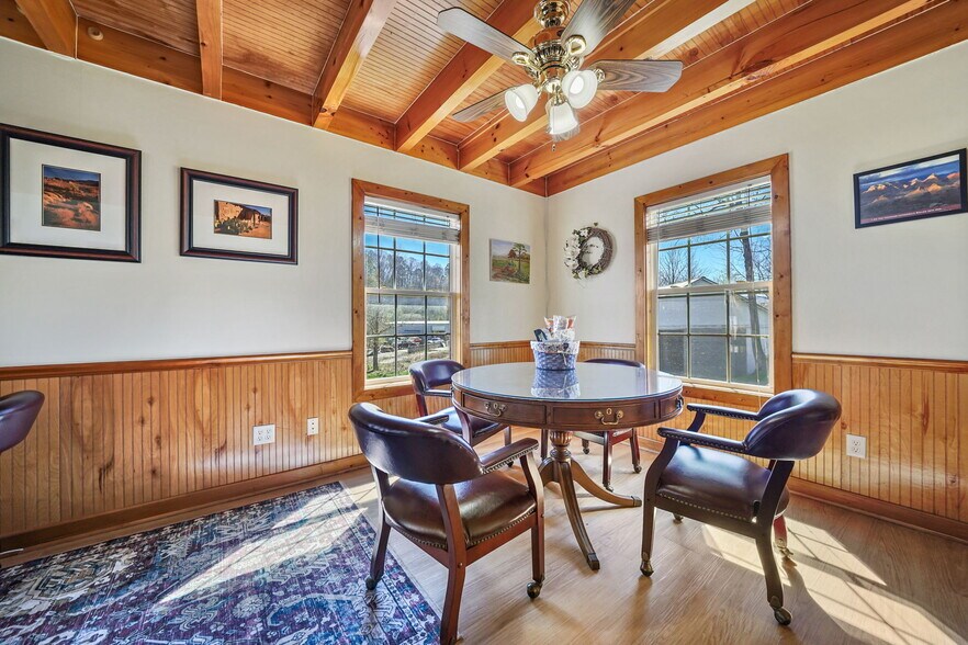 More Photos Of 243 Old Highway 5 S, Ellijay Loft Creative Space For Sale