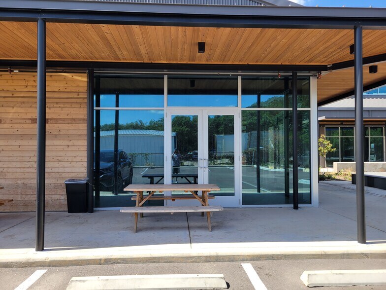 More Photos Of 14108 Bandera Rd, Helotes Restaurant For Lease