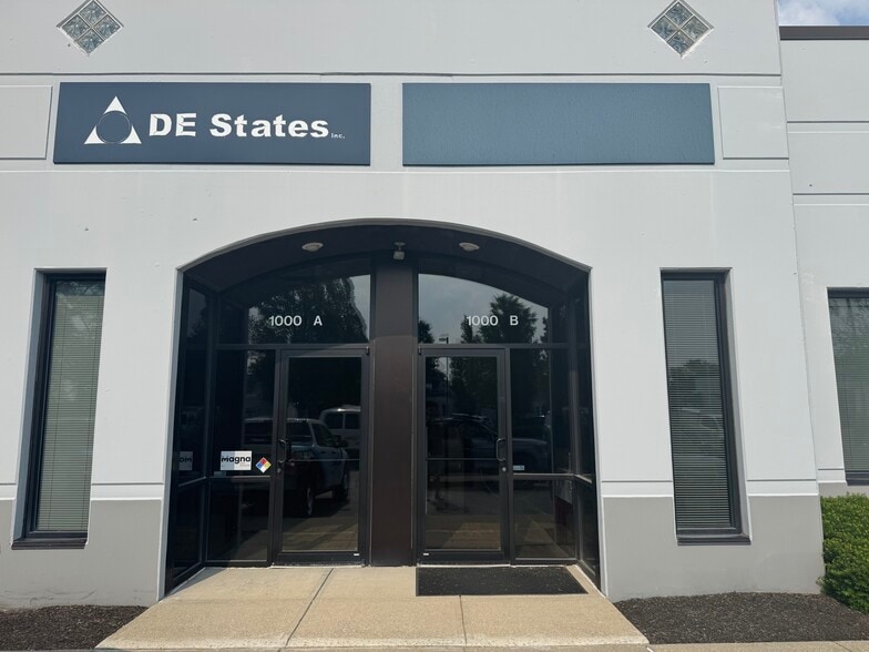 More Photos Of 1000 Taylor Station Rd, Gahanna Light Distribution For Lease